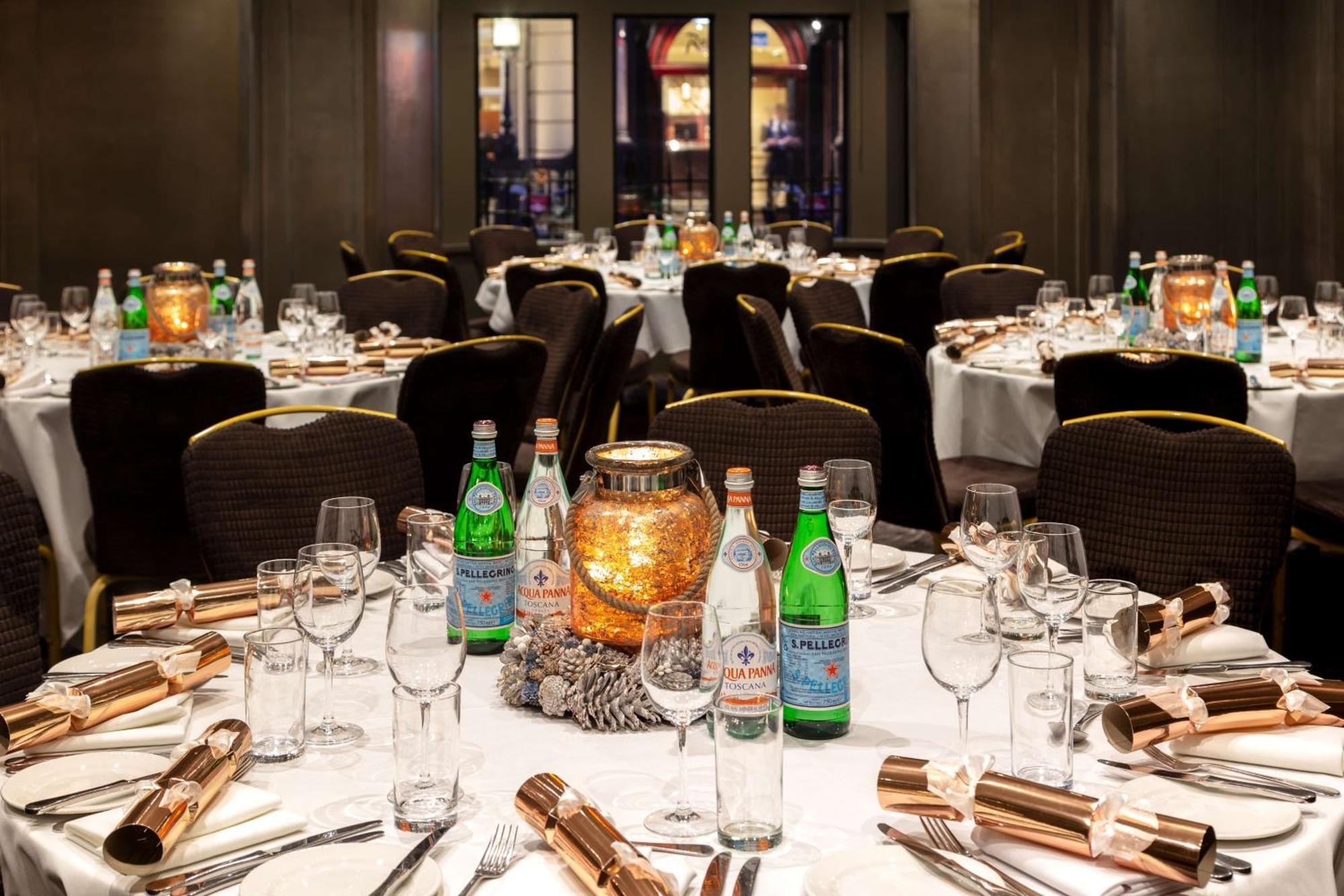 Radisson Blu Hotel, London Bloomsbury Esterno foto